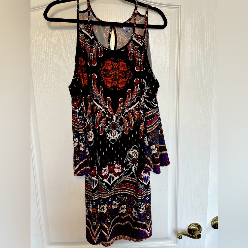 Venus Women’s Dress Size L